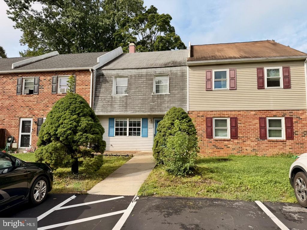 454 E CARDIGAN TER #454, West Chester, PA 19380 — photo 2