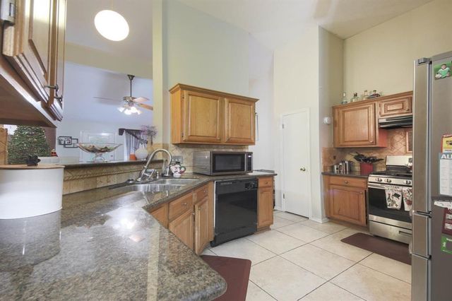 2314 Canebreak Crossing, Sugar Land, TX 77478