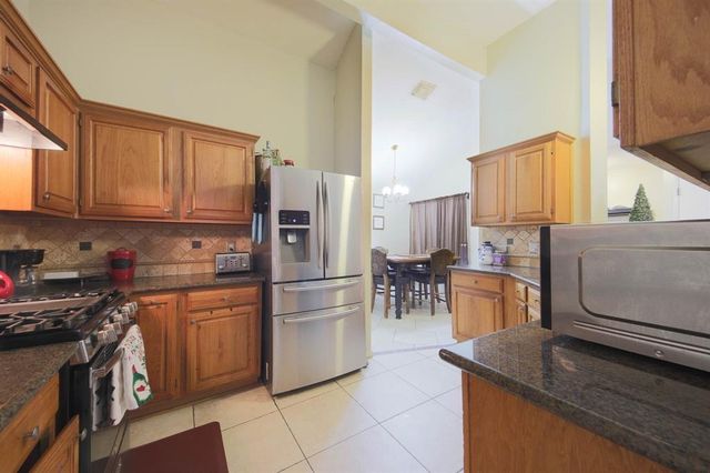 2314 Canebreak Crossing, Sugar Land, TX 77478