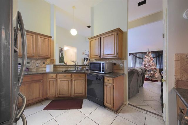 2314 Canebreak Crossing, Sugar Land, TX 77478