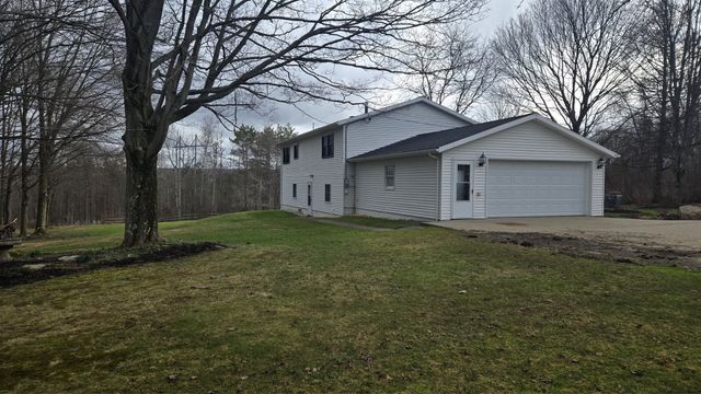 131 ZWILLING Road, Summit, PA 16509