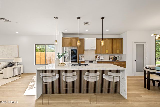 11835 W DALEY Court, Sun City, AZ 85373