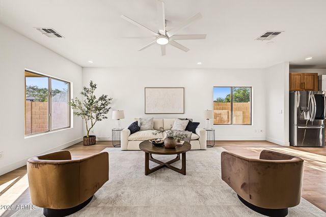 11835 W DALEY Court, Sun City, AZ 85373