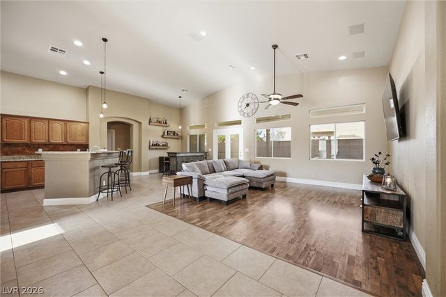 10419 Apples Eye Street, Las Vegas, NV 89131