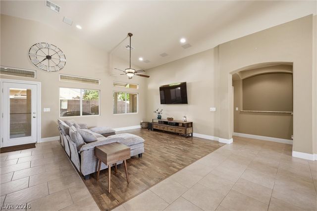 10419 Apples Eye Street, Las Vegas, NV 89131