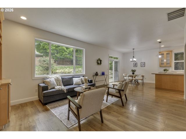 2507 FORGE Dr, Forest Grove, OR 97116