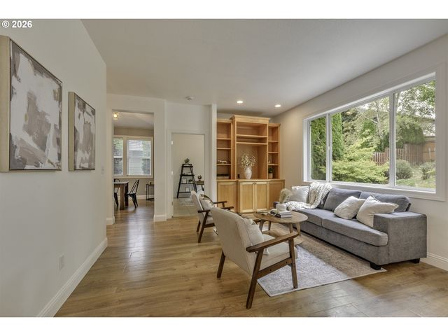 2507 FORGE Dr, Forest Grove, OR 97116