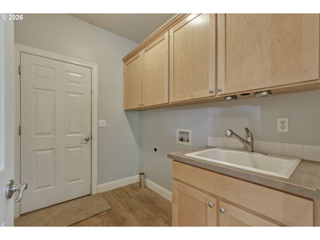 2507 FORGE Dr, Forest Grove, OR 97116