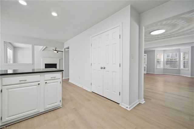 1578 Winthrope DR, Newport News, VA 23602