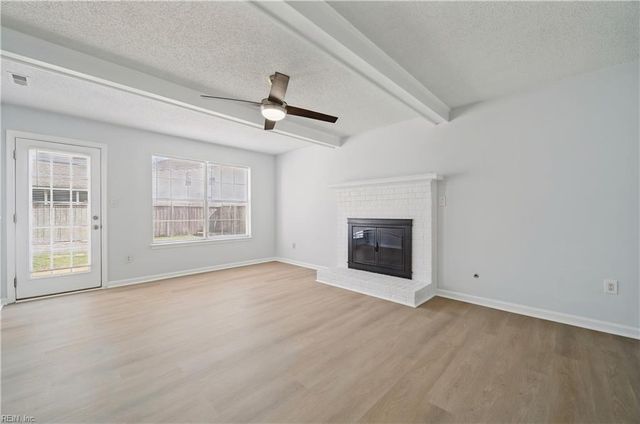 1578 Winthrope DR, Newport News, VA 23602