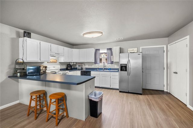 372 Erin Place, Springdale, AR 72764