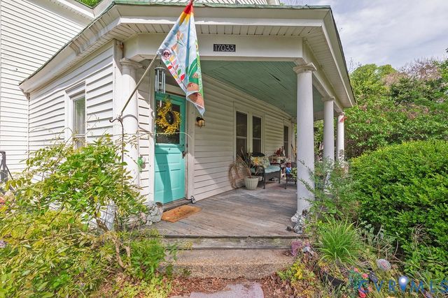 17033 N Telegraph Rd, Doswell, VA 23047