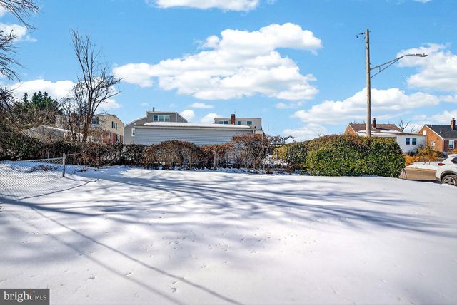 5120 THE ALAMEDA, Baltimore, MD 21239