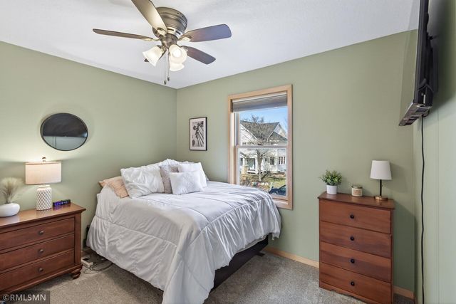 921 Inspiration Parkway S, Bayport, MN 55003