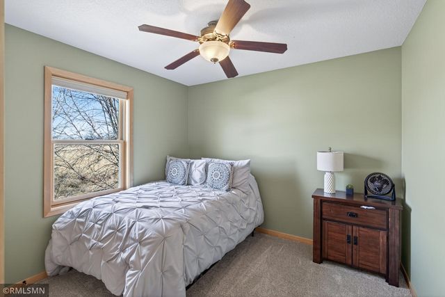 921 Inspiration Parkway S, Bayport, MN 55003