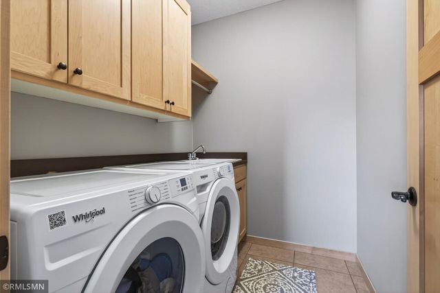 921 Inspiration Parkway S, Bayport, MN 55003