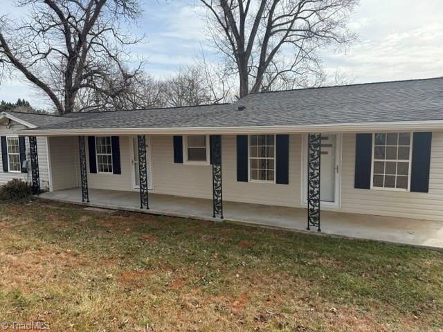 2115 Ararat Road, Ararat, NC 27007