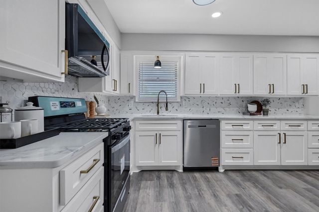1721 W Washington Street, Denison, TX 75020