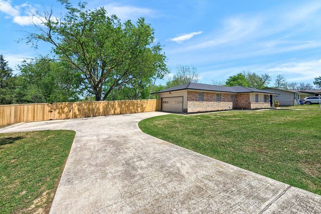 1721 W Washington Street, Denison, TX 75020