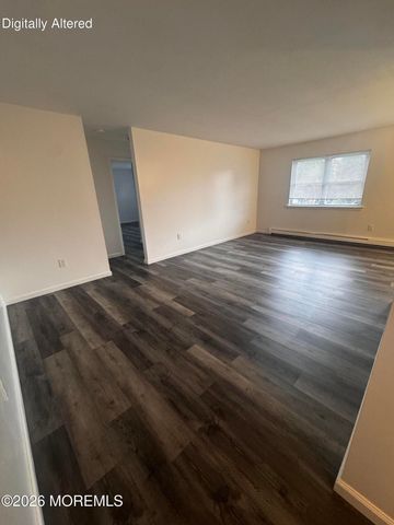 7 Windsor Terrace H, Freehold, NJ 07728