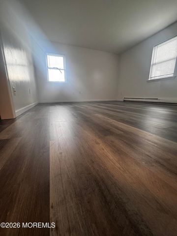 7 Windsor Terrace H, Freehold, NJ 07728