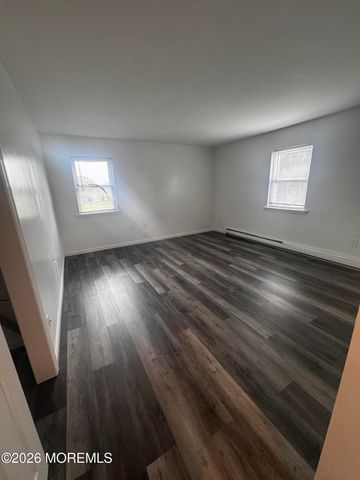 7 Windsor Terrace H, Freehold, NJ 07728