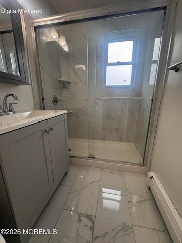7 Windsor Terrace H, Freehold, NJ 07728