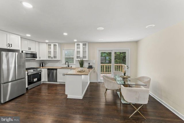 13424 KINGSMAN RD, Woodbridge, VA 22193