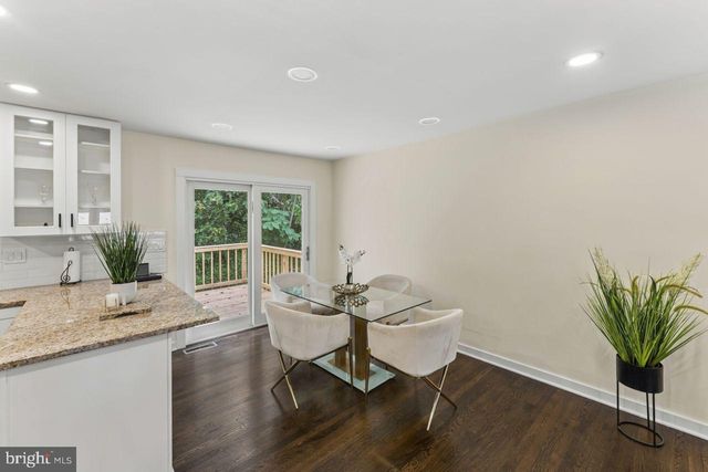 13424 KINGSMAN RD, Woodbridge, VA 22193