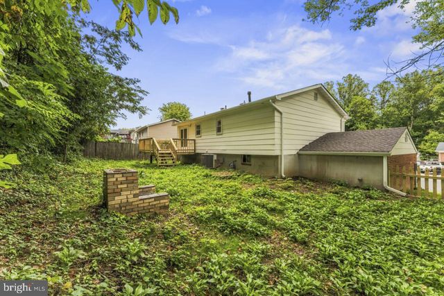 13424 KINGSMAN RD, Woodbridge, VA 22193