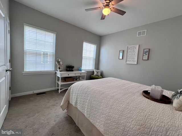 1143 KAYLA LN, Townsend, DE 19734