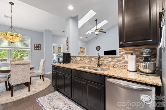 64 Eagle Pointe Way, Flat Rock, NC 28731