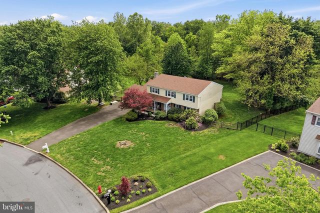18 W ELIZABETH LN, Richboro, PA 18954