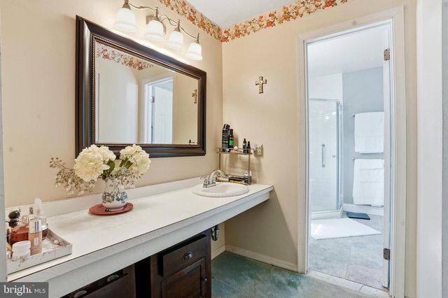 18 W ELIZABETH LN, Richboro, PA 18954