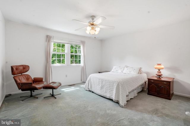 18 W ELIZABETH LN, Richboro, PA 18954