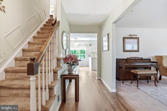 18 W ELIZABETH LN, Richboro, PA 18954