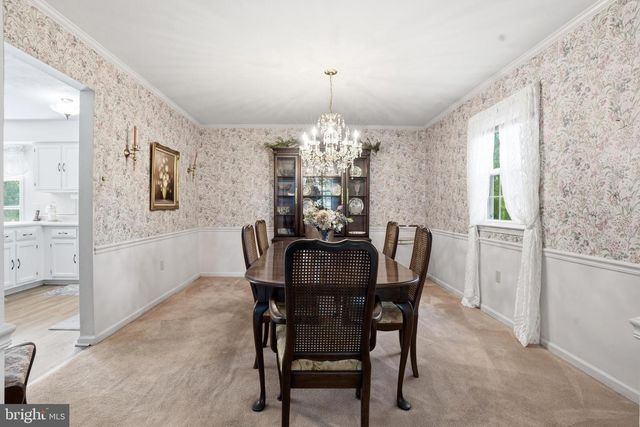 18 W ELIZABETH LN, Richboro, PA 18954