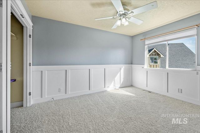 568 S Wooddale Pl, Eagle, ID 83616