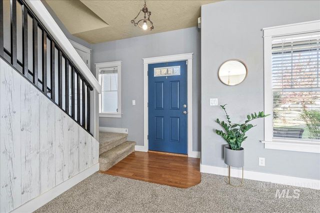 568 S Wooddale Pl, Eagle, ID 83616