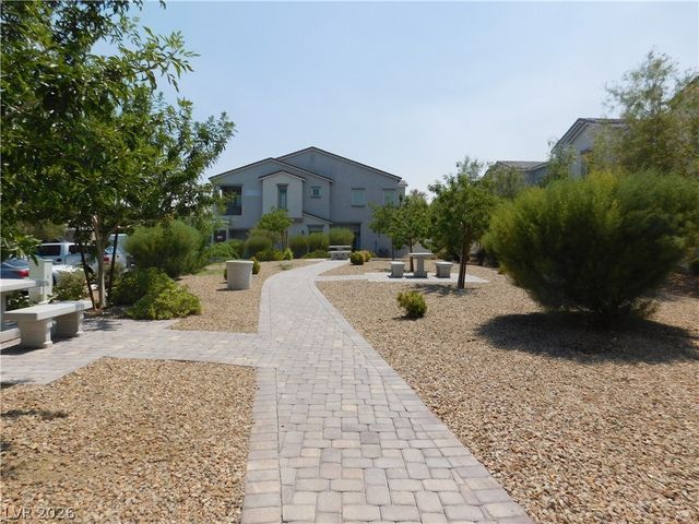 2715 Amazing Meadows Avenue 1185, North Las Vegas, NV 89031