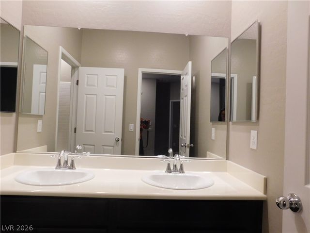 2715 Amazing Meadows Avenue 1185, North Las Vegas, NV 89031