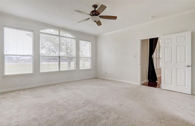 3129 Goldenoak CIR, Round Rock, TX 78681