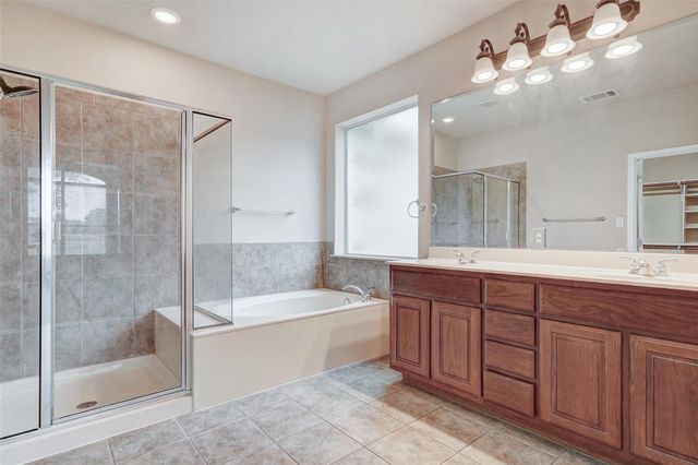 3129 Goldenoak CIR, Round Rock, TX 78681