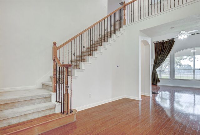 3129 Goldenoak CIR, Round Rock, TX 78681