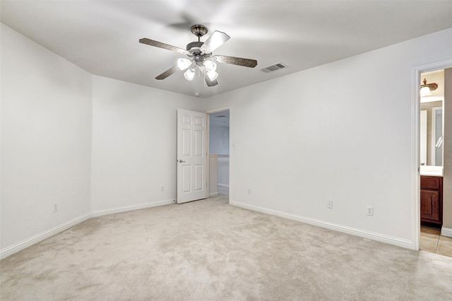 3129 Goldenoak CIR, Round Rock, TX 78681