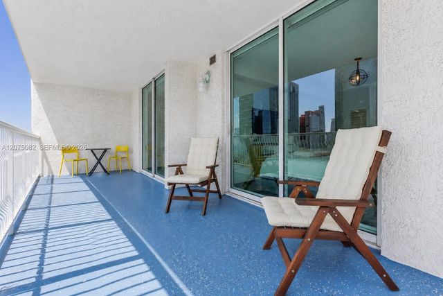 1200 Brickell Bay Drive 3207, Miami, FL 33131