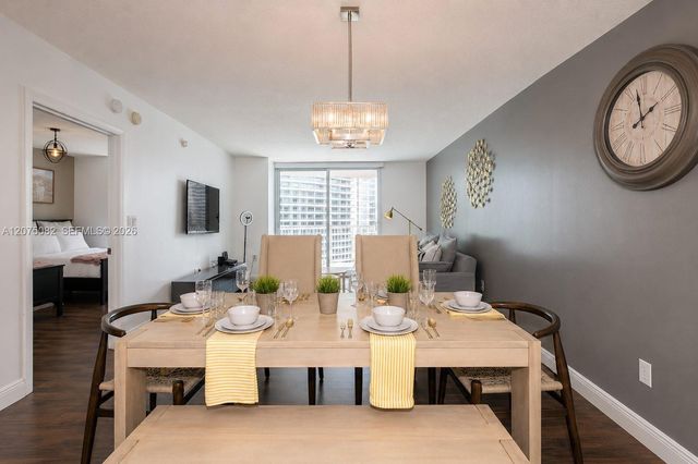 1200 Brickell Bay Drive 3207, Miami, FL 33131
