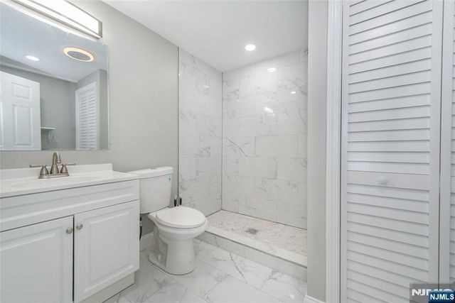 835 S 14th Street, Newark, NJ 07108