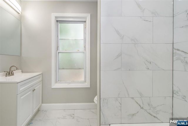 835 S 14th Street, Newark, NJ 07108