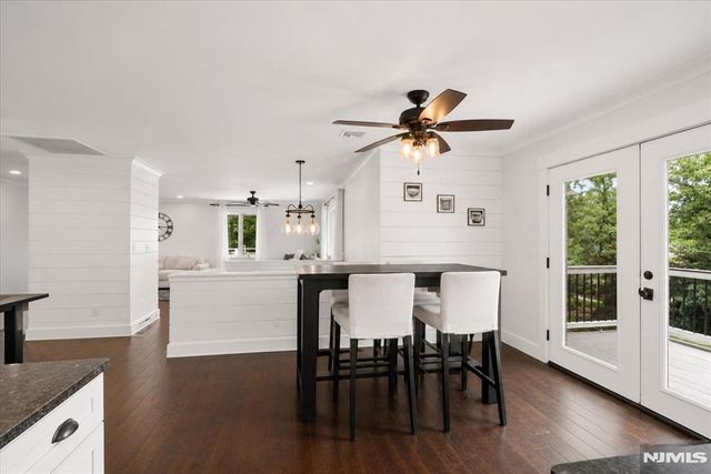 19 Somerville Road, West Milford, NJ 07421